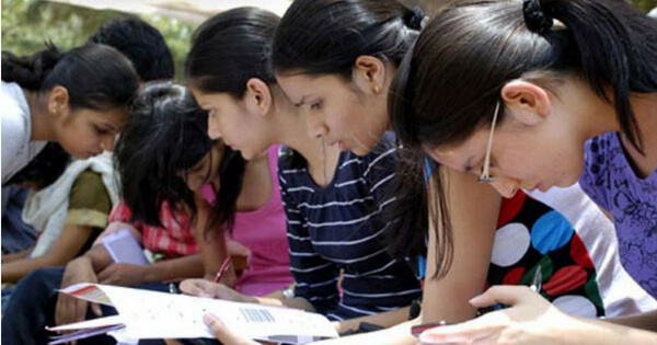 ఇంటర్మీడియట్ MPC తర్వాత BA vs BSc కోర్సులలో ఉత్తమ ఎంపిక ఏది (Best Option after Class Intermediate MPC)?