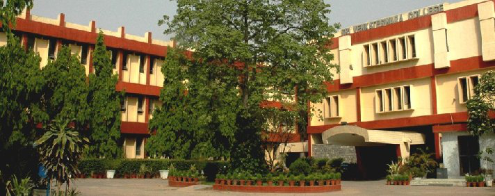 List of South Campus Colleges in Delhi University (DU) - Check Top 10 ...